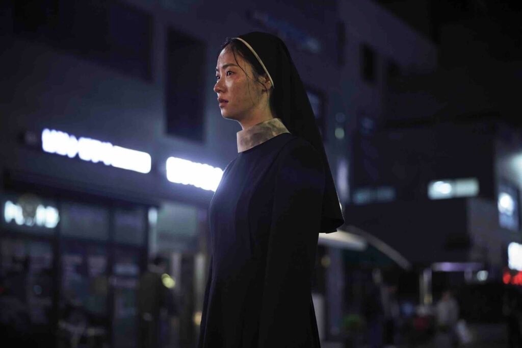 Dark-Nuns-2025-Korean-horror-movie-film-The-Priests-2-Dark-Nuns-Jeon-Yeo-been.jpg