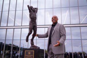 Charles-Barkley-Statue-scaled.jpg