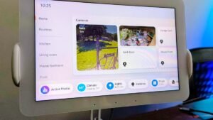 amazon-echo-hub-lifestyle-2.jpg