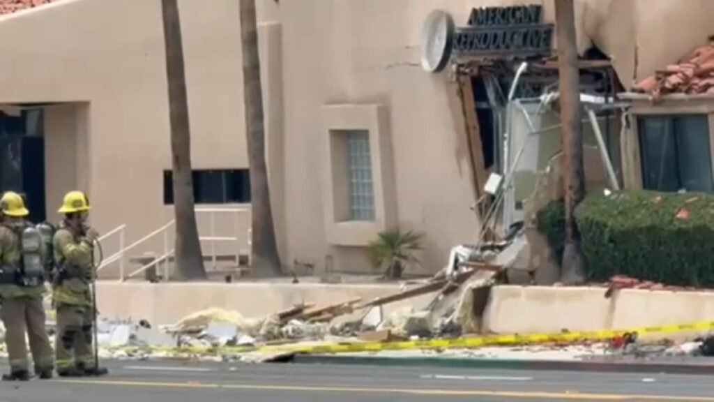 palm-springs-explosion-51725.jpg