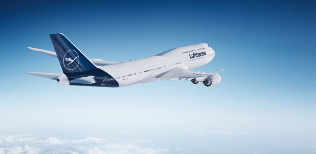 Lufthansa_747_new_logo_gcznu6.jpg