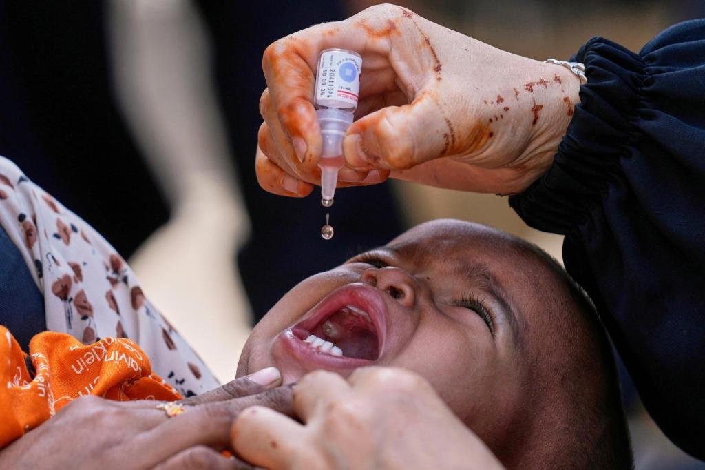 Polio_Eradication_Failures_27219-1.jpg