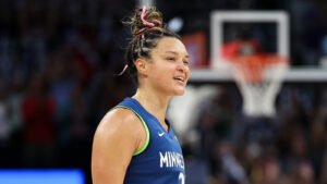 lynx-leave-doubt-theyre-wnbas-best-win-over.jpg