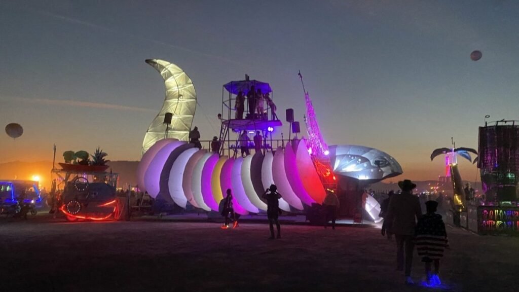 burning-man-art-cars-2025-e1756840095882.jpg