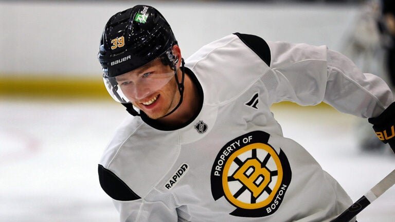 Morgan-Geekie-Bruins-69aaef08a115e-768x432.jpg