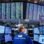 US shares at present: Dow Jones crashes 500 factors on mounting inflation worries