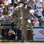 Padres deliver surging offense residence for collection opener vs. Playing cards