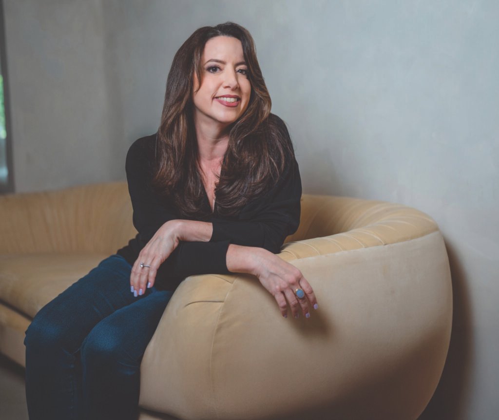 Dara-Levan-2024-217B-couch.jpg