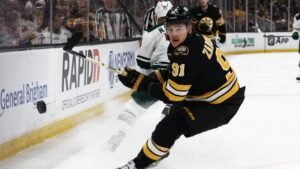 Wild_Bruins_Hockey_12938-69f59bd4621ab-768x432.jpg