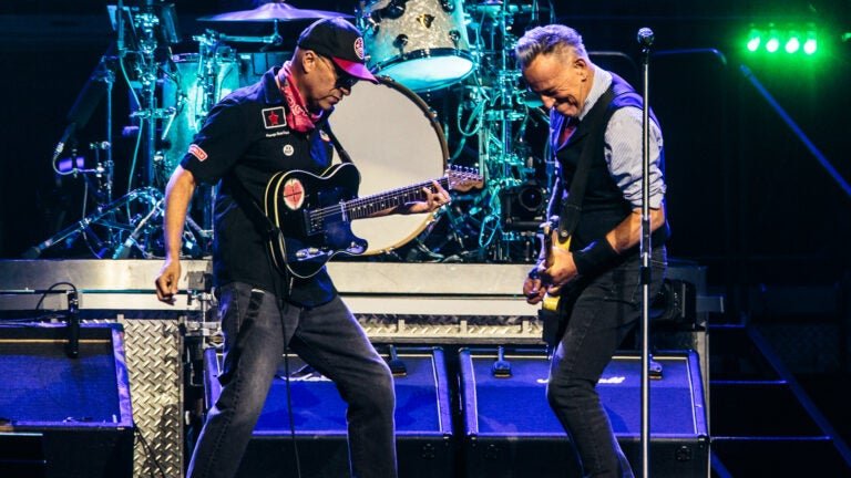 springsteen-16-6a1477d2469d9-768x432.jpg