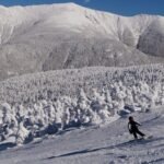 Volunteer rescuer injured as 2 teams of hypothermic hikers rescued from N.H. mountain