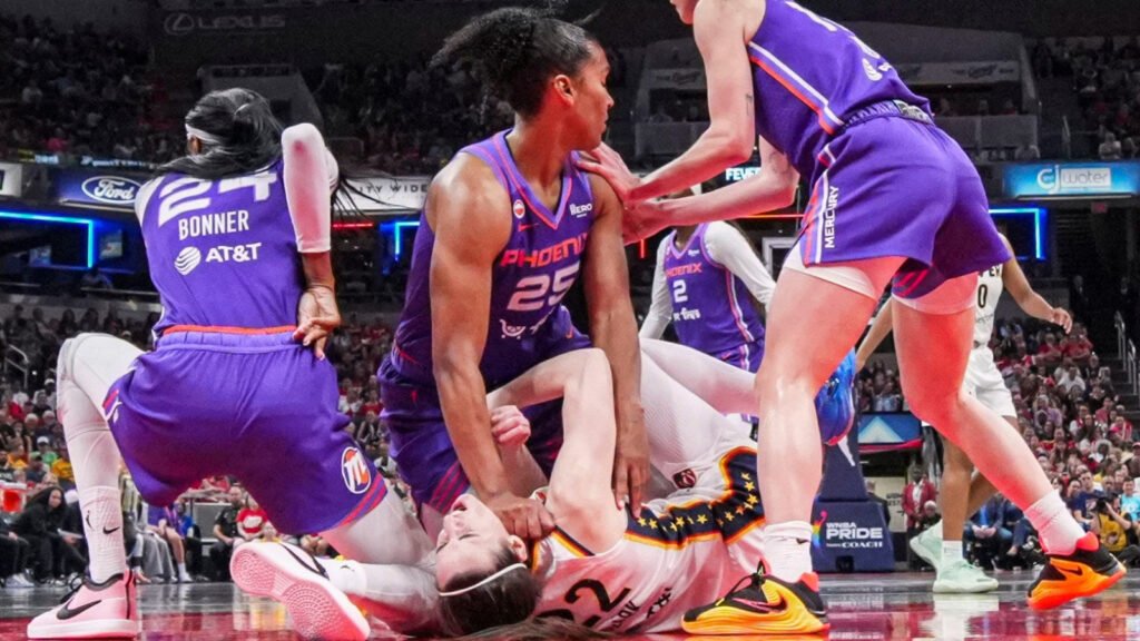 mercury-hc-defends-alyssa-thomas-caitlin-clark.jpg