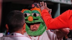 Caleb-Durbin-Home-Run-Orioles_Red_Sox_Baseball_4299_-6a5f7ddf61197-768x432.jpg