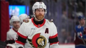 Ottawa-Senators-right-wing-Claude-Giroux.jpg