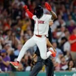Purple Sox overwhelm Diamondbacks 11-1 as all 9 starters drive in a run