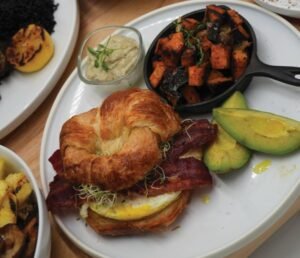 DSC02077-1.jpg