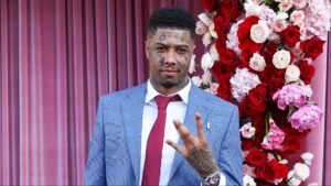 Nevaeh-Akira-labor-Blueface-fourth-child-livestream-Chrisean-Rock-airport.jpg