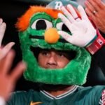 Willson Contreras, Rafael Devers hit 400-plus-foot HR at Fenway