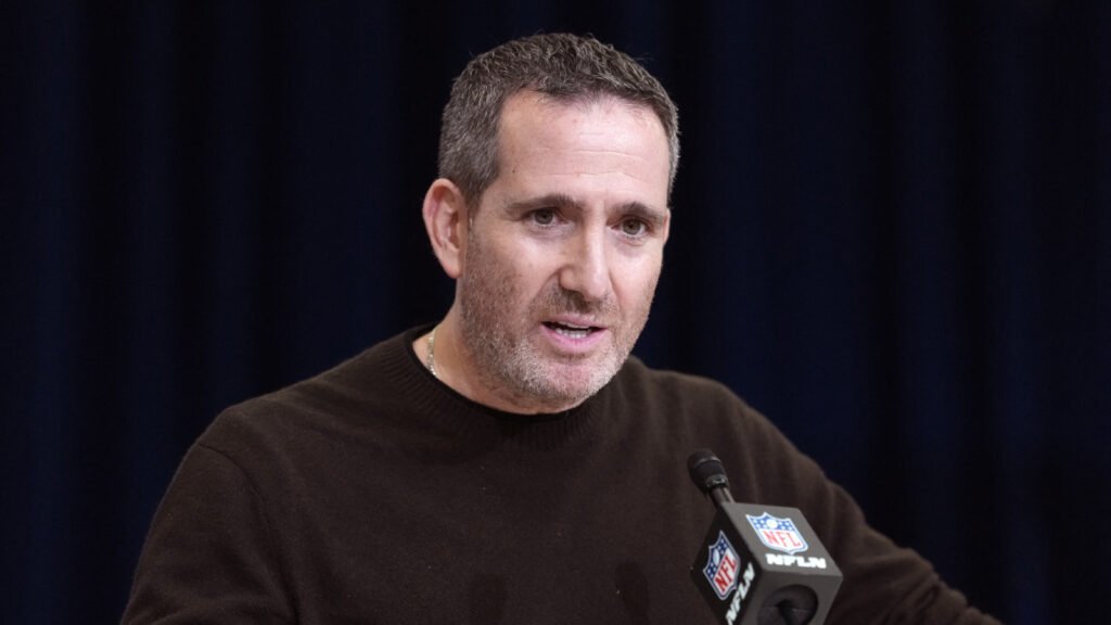 eagles-problem-on-hands-key-players-contract.jpg
