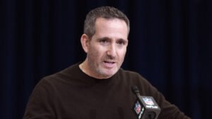 eagles-problem-on-hands-key-players-contract.jpg