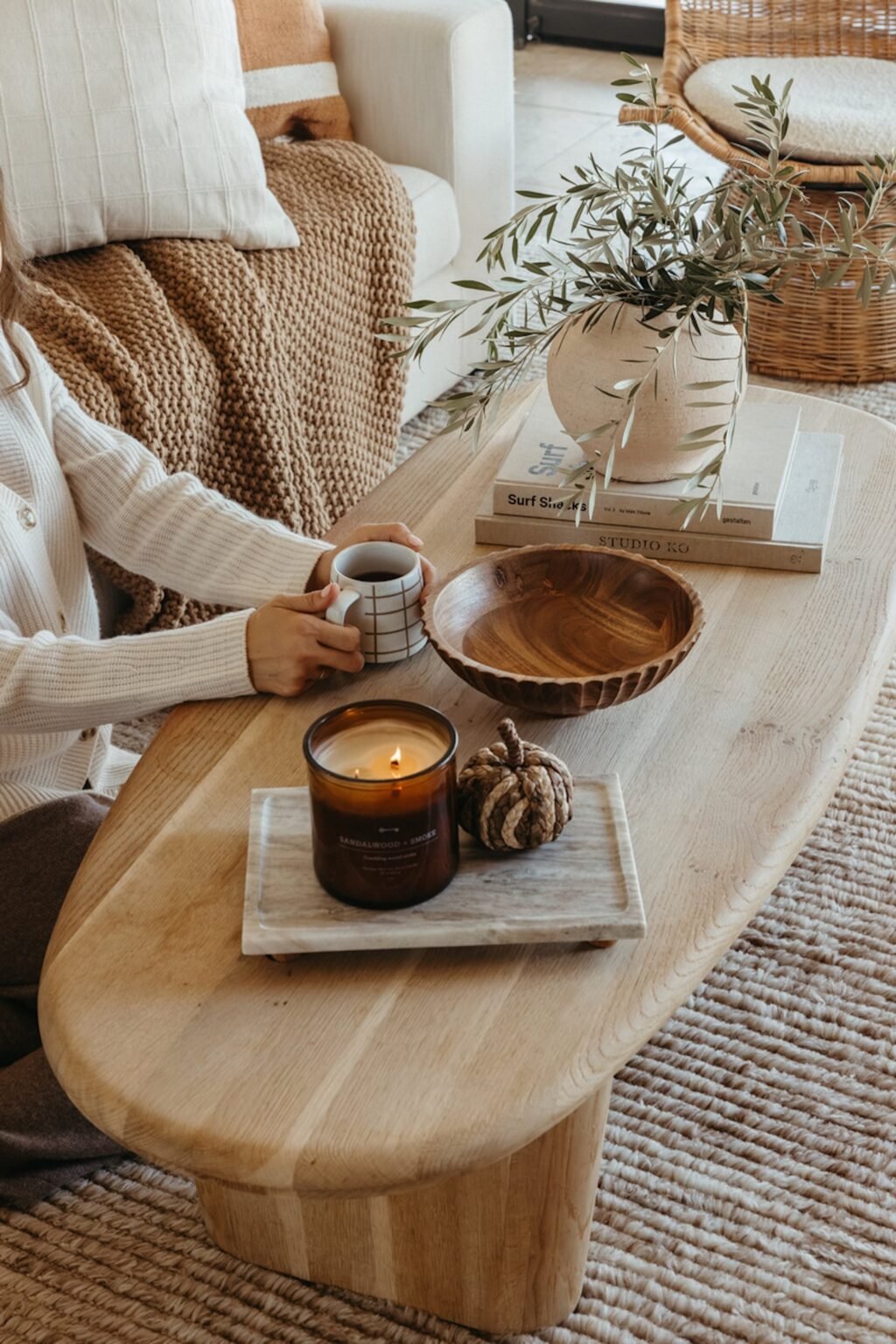 fall-hygge-home-decor-coffee-table.jpg