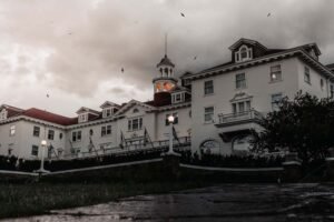 haunted-us-hotels.jpg