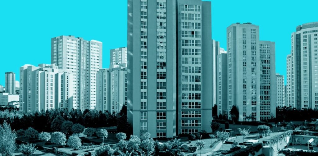 shutterstock_250264204-apartments-1_mkljaf.jpg