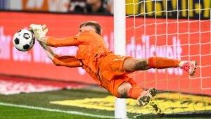 skysports-beau-reus-hearts_7332180.jpg