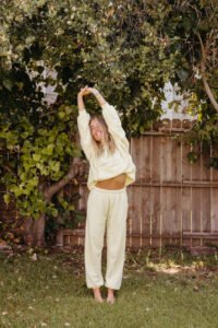 stretching-morning-routine-ideas.jpg