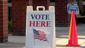 vote-here-voting-file.jpg
