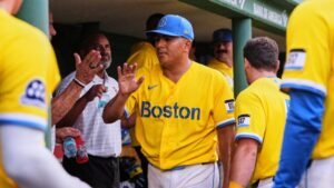 Royals_Red_Sox_Baseball_36784-6aa5d6a8d3d23-768x432.jpg
