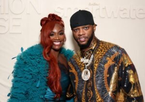 Social-Media-Goes-OFF-After-Claressa-Shields-Puts-On-A-Show-For-Papoose-e1790458608678.jpg