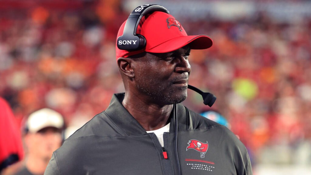 five-coaches-players-under-pressure-week-3.jpg
