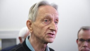 geoffrey-hinton-getty-e1789680778848.jpg