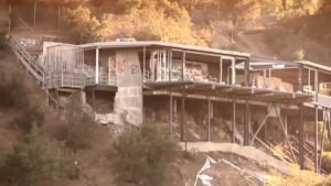 mulholland-drive-abandoned-property2.jpg