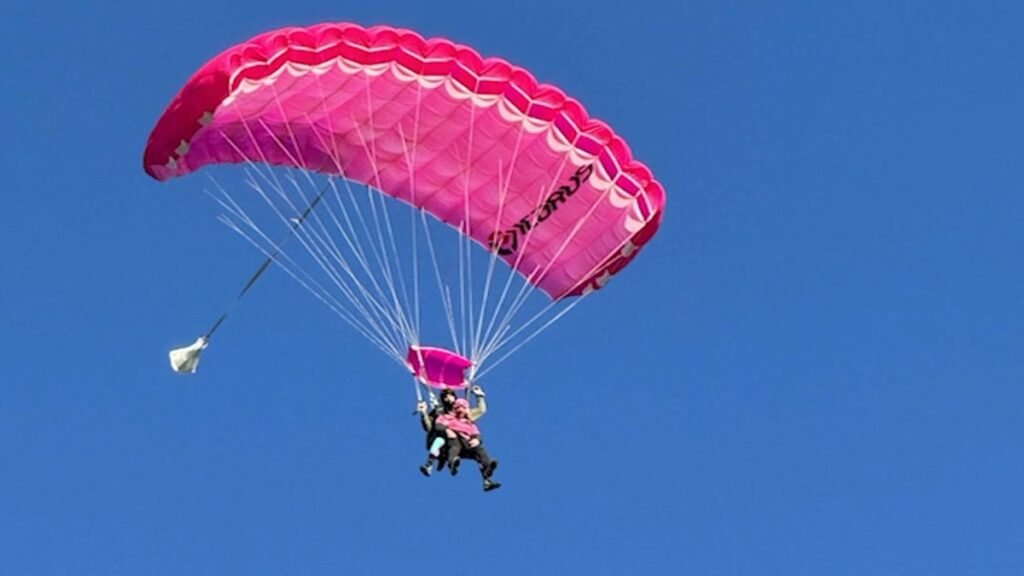 Skydiving-teacher-1.jpg