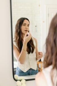 makeup-odette-anable.jpg