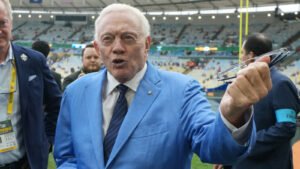 visibly-frustrated-jerry-jones-keeps-making-big.jpg